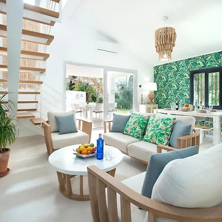 Owl Bocoris - 15 Min Walk To The Villa *